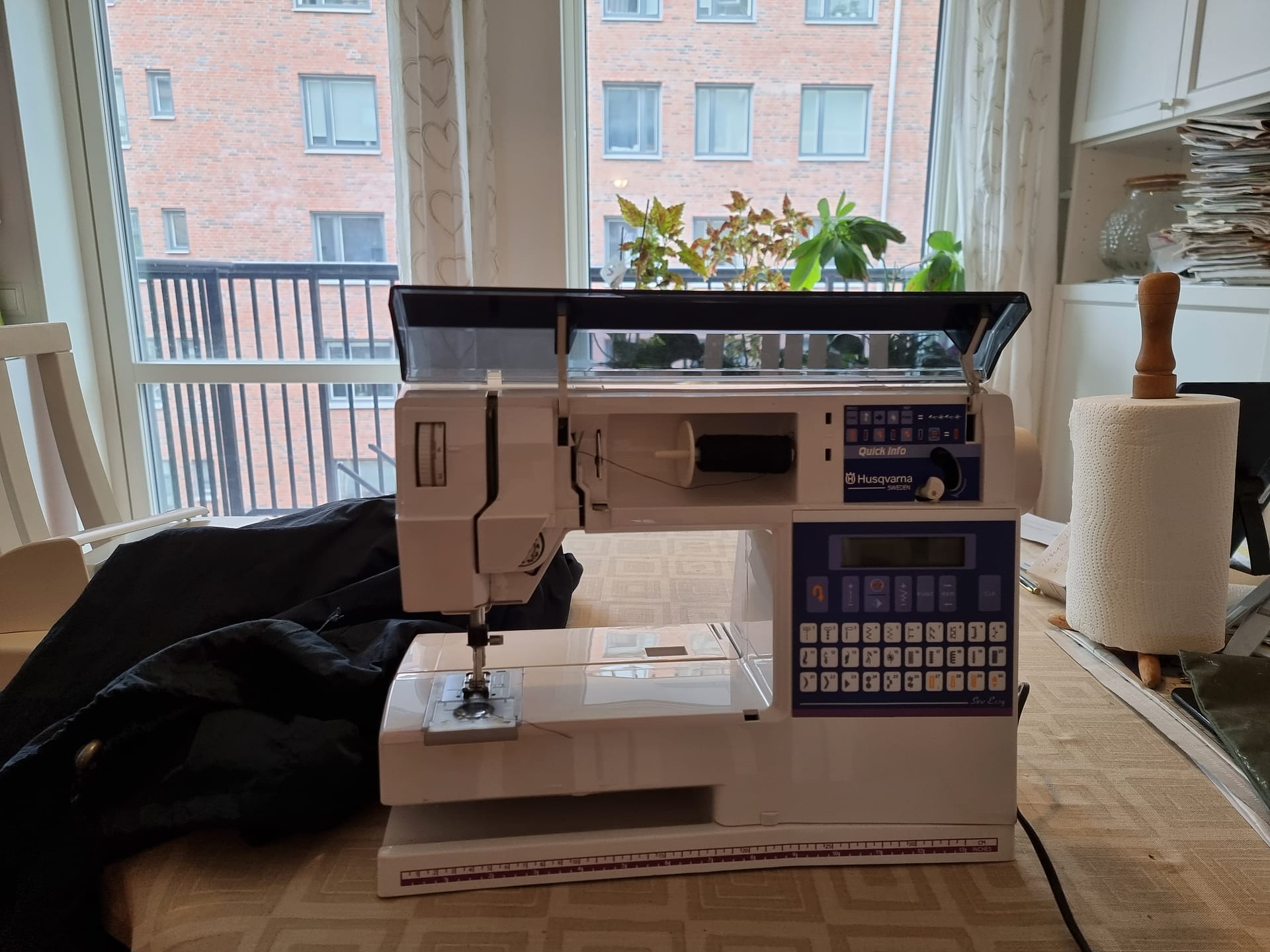 Sewing machine for stitching in a relaxing view